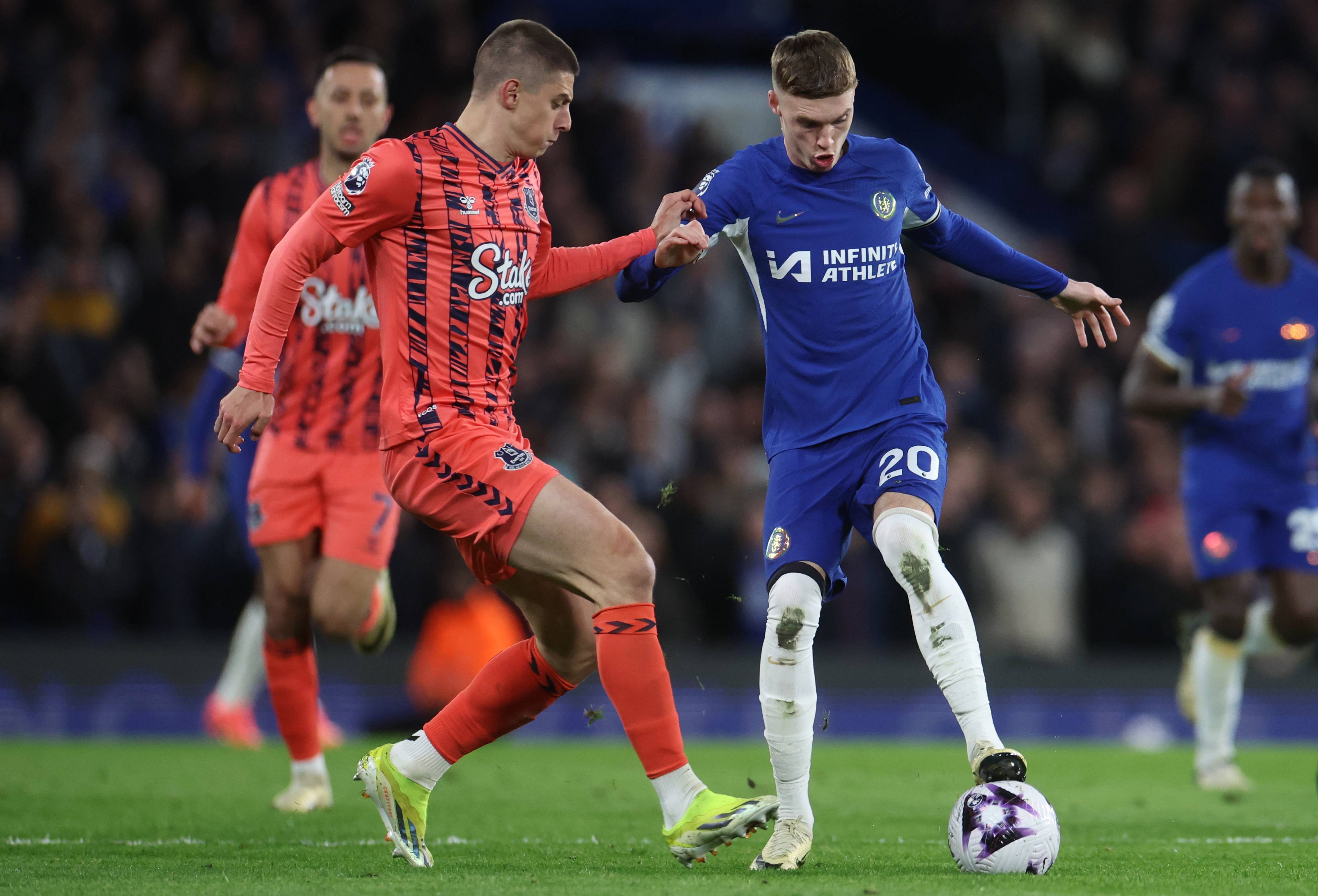 外双线作战 外双线作战