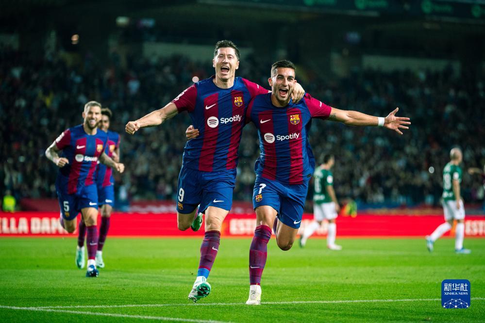 关键时刻站 关键时刻站