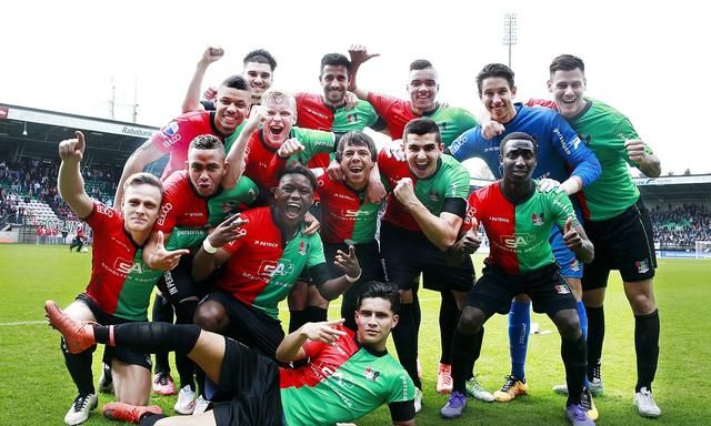 的评价颇具 的评价颇具