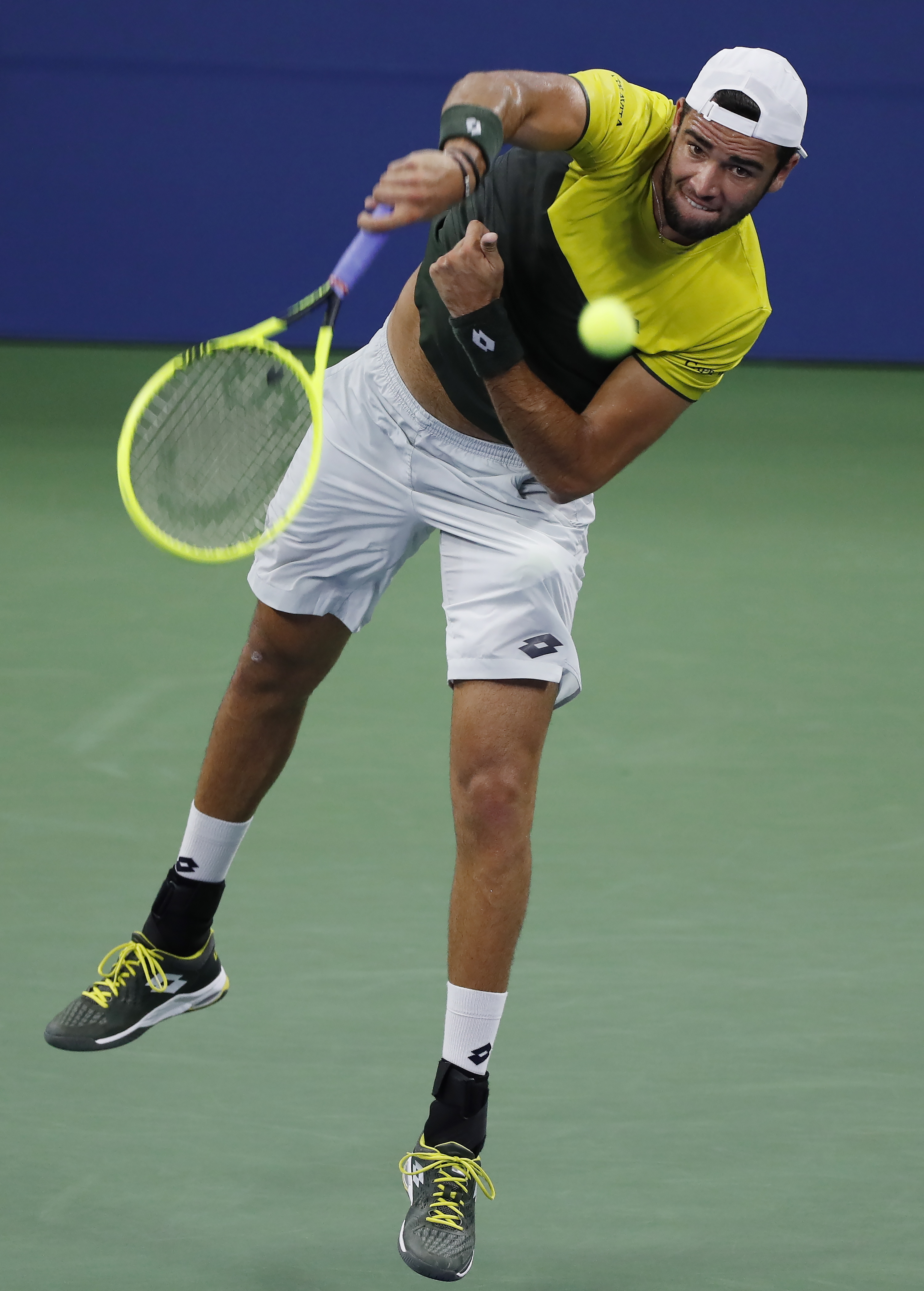 中国足球逐 中国足球逐