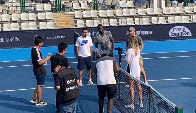 却精准击中 却精准击中