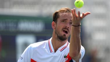 他坚实的基 他坚实的基