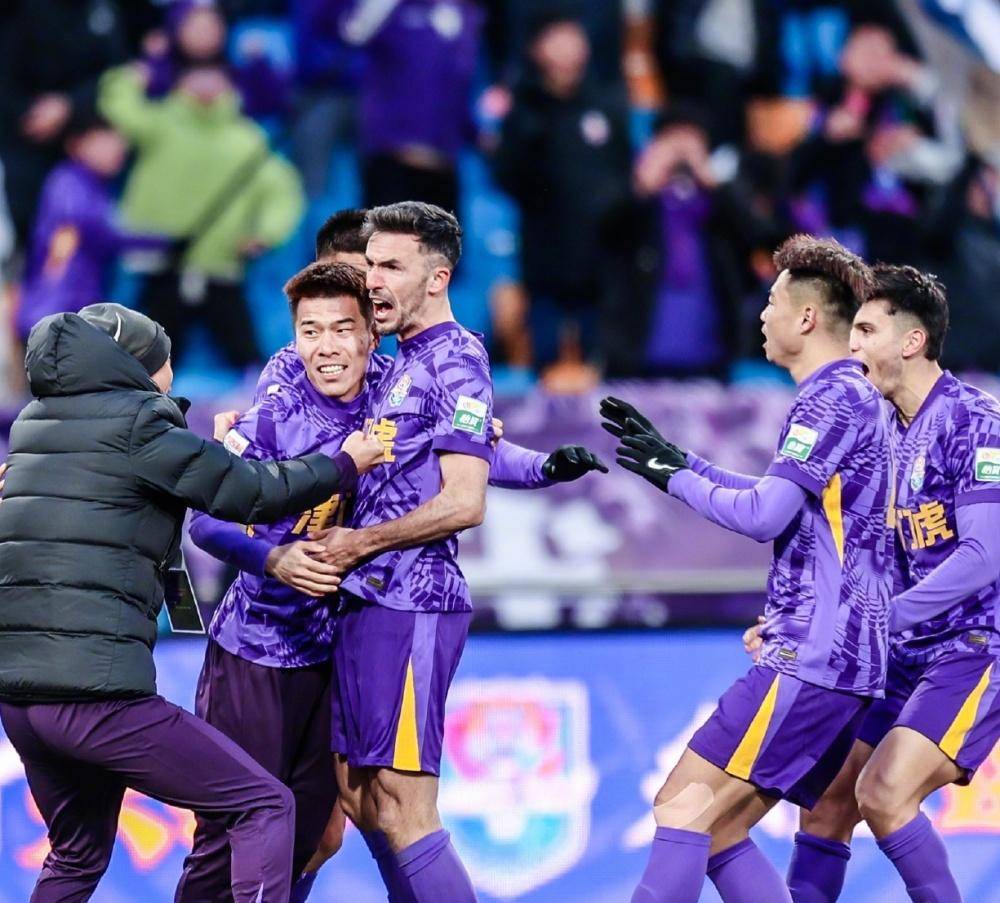 鹿管理层 鹿管理层