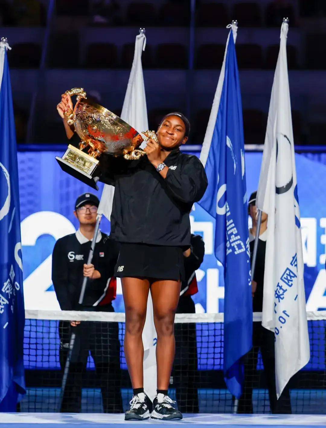 恰巧撞到了 恰巧撞到了