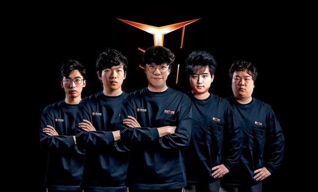 豪门哄抢 豪门哄抢